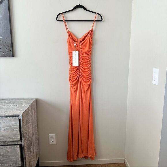 Johansen-Naomi Gown -> Johansen-Naomi Gown - Picture 3 of 16